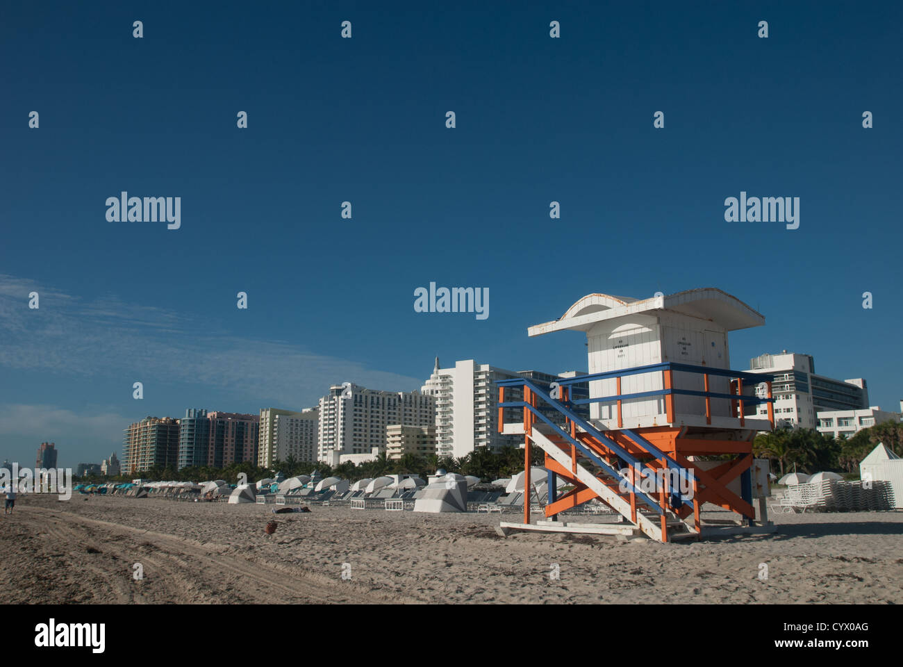 Lifeguard station sur South Beach, Miami, Floride Banque D'Images