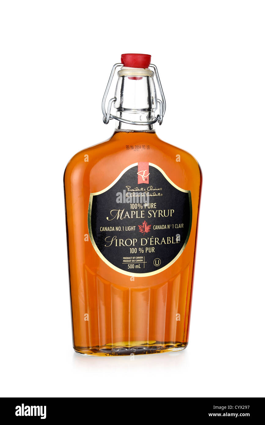 Bouteille de Sirop d'érable, aucun Canadien 100 % pure lumière 1 Banque D'Images