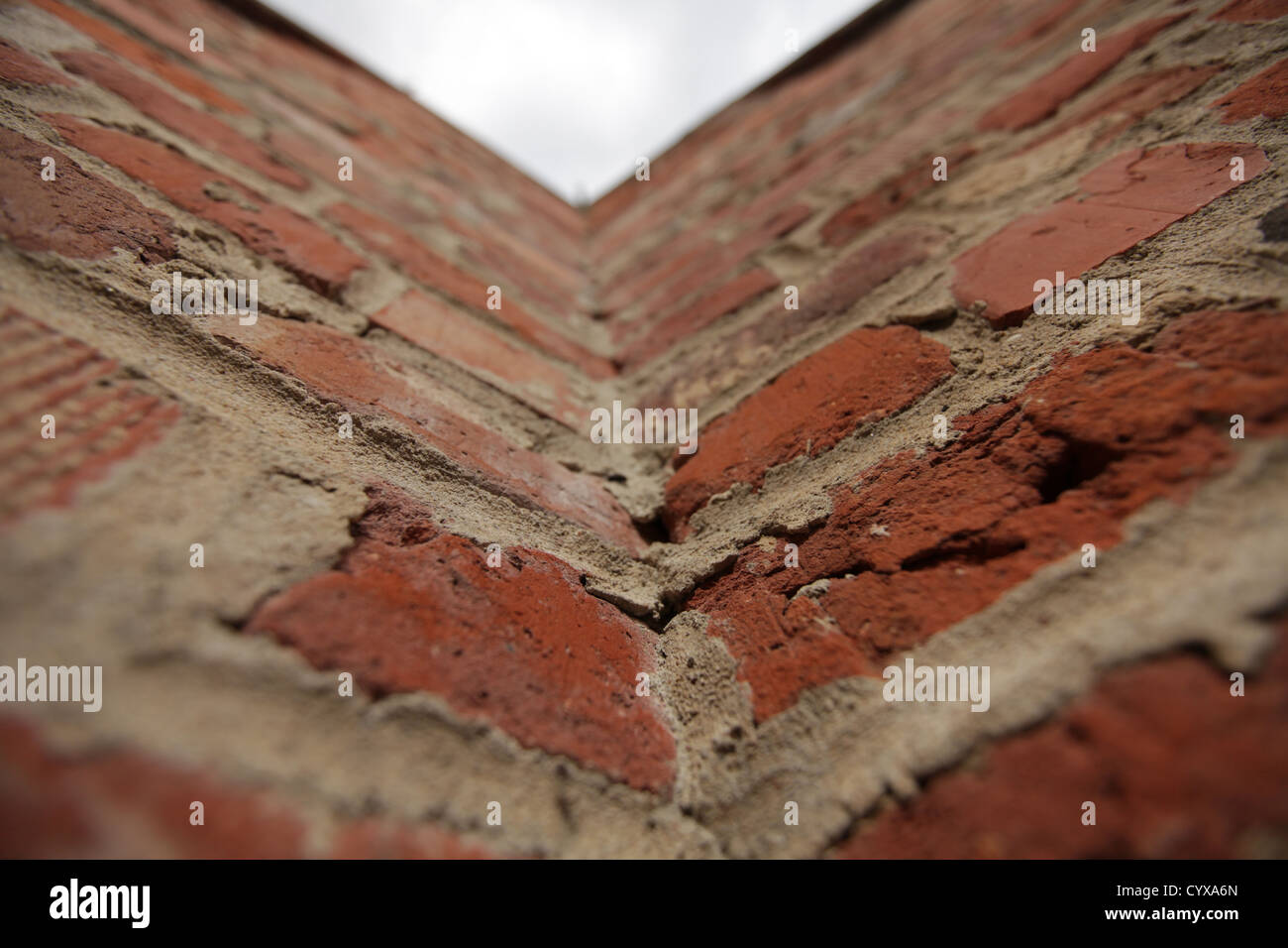 Mur de briques du mur qui entourait le ghetto juif de Varsovie, Pologne Banque D'Images