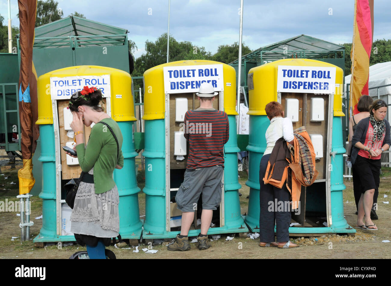 Latitude Festival, distributeur de papier toilettes, organiques. Grande-bretagne l'Europe du Nord UK United Kingdom Banque D'Images