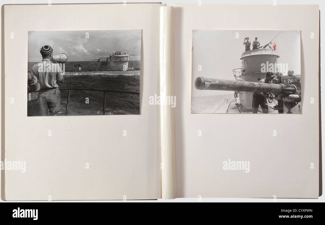 Un album photo du commandant de U-boat(U-172)Carl Emmermann, Chevalier de  la Croix vainqueur pour les opérations U-boat UN album photo de  soixante-dix, principalement grand format (13 x 18 cm), des photographies du