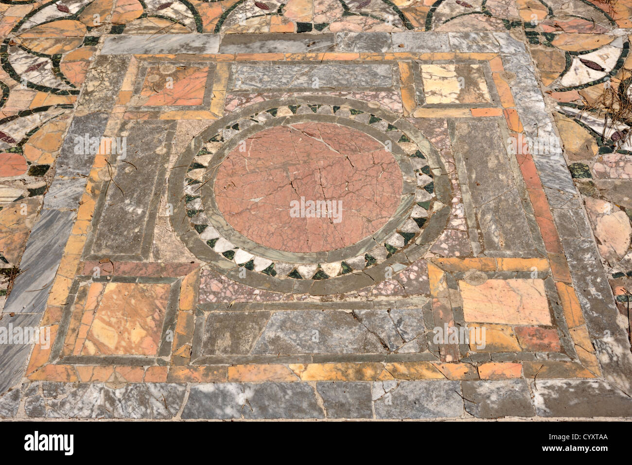Italie, Rome, Ostia Antica, maison romaine de Cupidon et Psyché (domus di Amore e Psiche), sol en mosaïque Banque D'Images