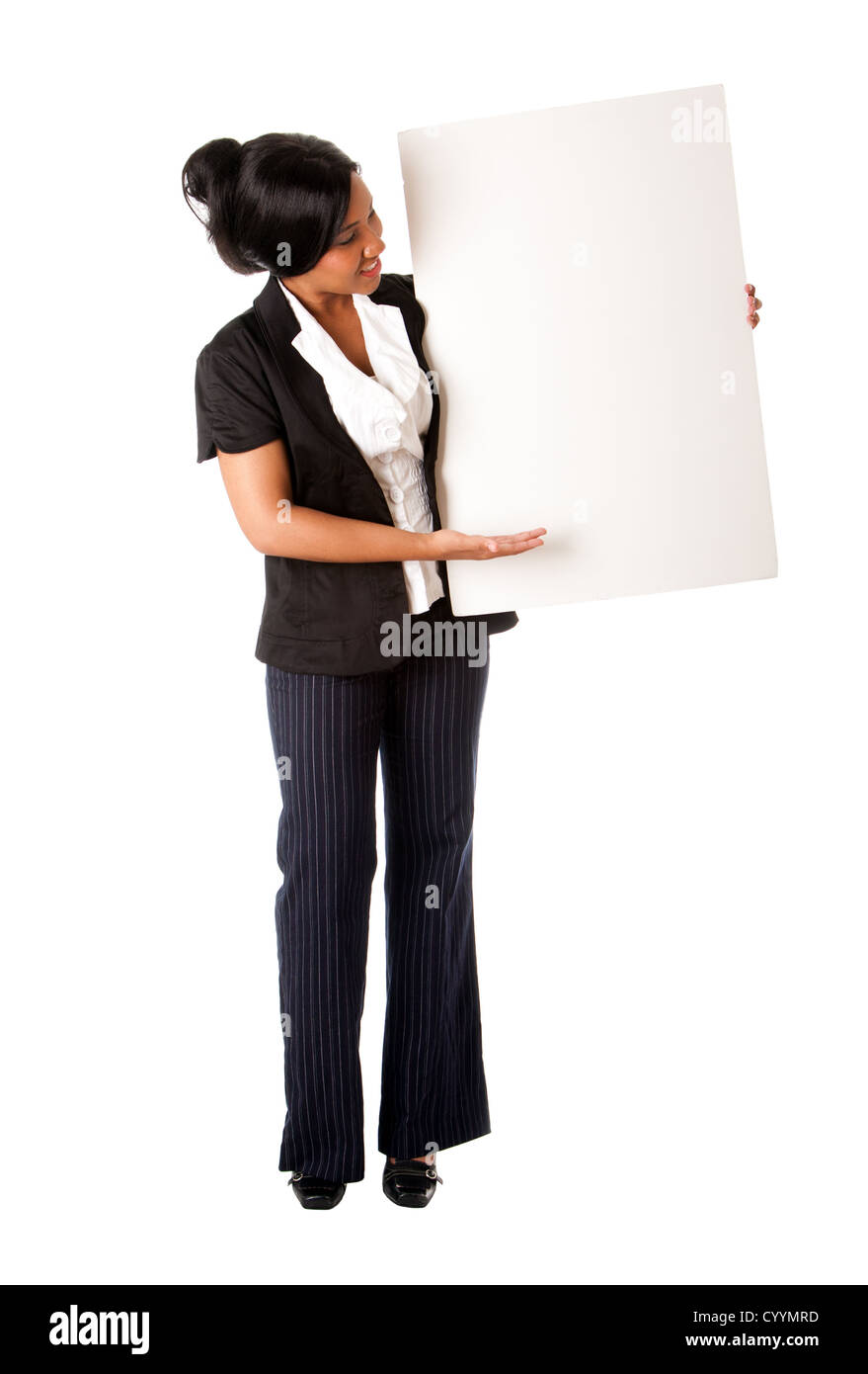 Beautiful smiling woman d'entreprise réussie une idée de tangage présentation de tableau blanc, isolé. Banque D'Images