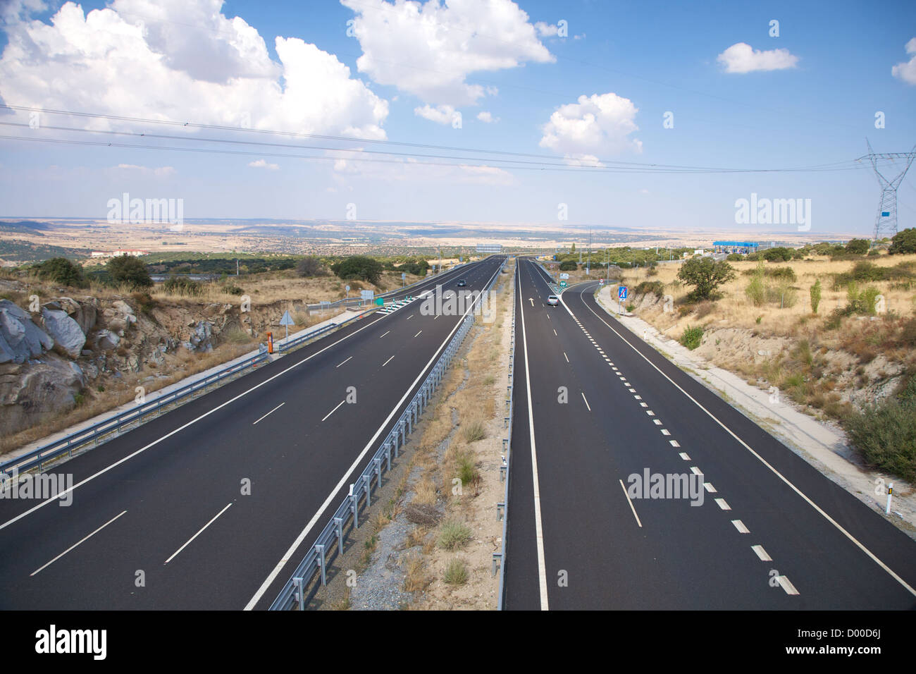 Voie publique à côté de la ville de Ségovie en espagne Banque D'Images