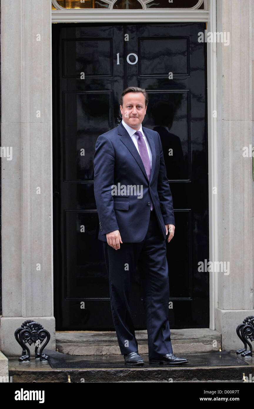 Premier ministre le très honorable David Cameron MP répond à M. Pedro Passos Coelho, le Premier Ministre du Portugal Banque D'Images