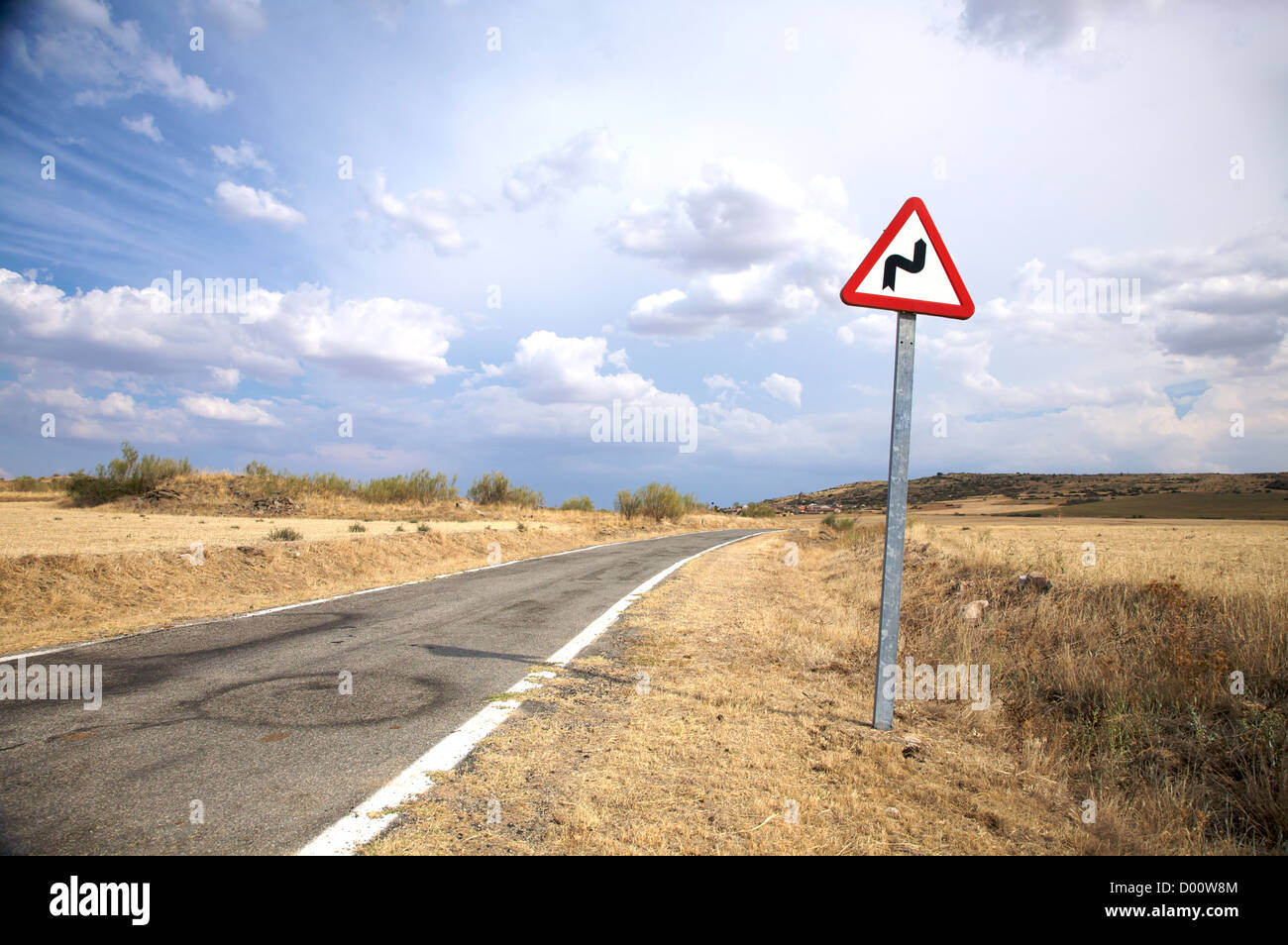 Voie publique à côté de la ville de Ségovie en espagne Banque D'Images