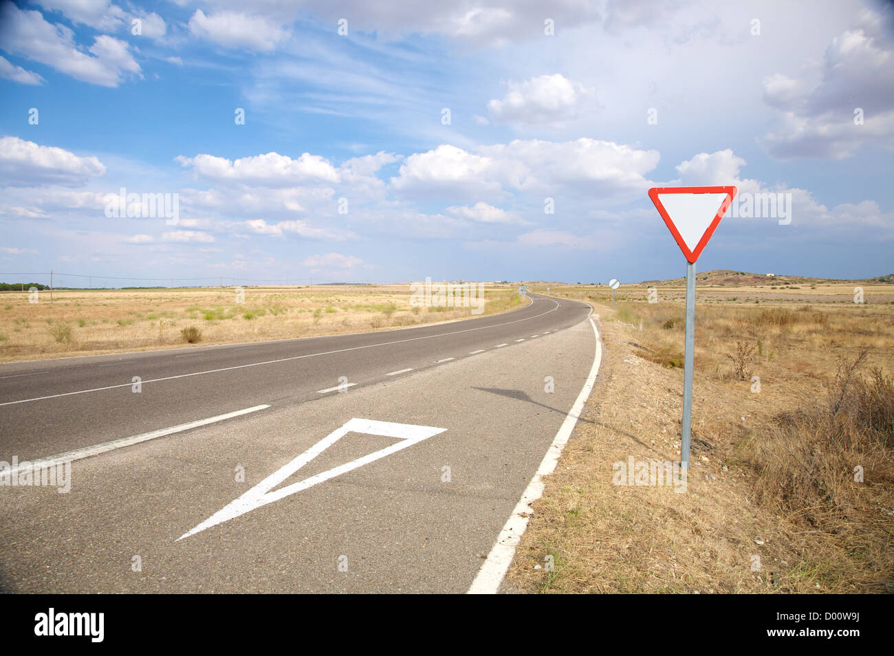 Voie publique à côté de la ville de Ségovie en espagne Banque D'Images