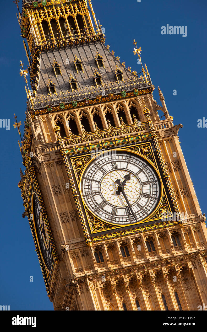 Détail de la tour de l'horloge de Big Ben, logement London England, UK Banque D'Images