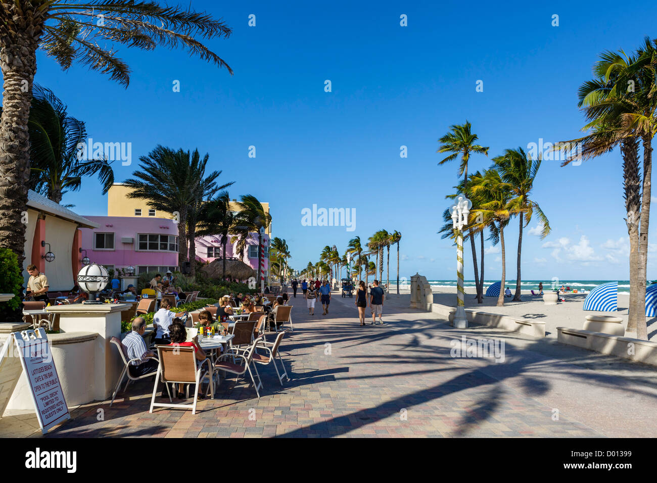 Trottoir à l'extérieur de l'hôtel Hotel restaurant sur le Broadwalk à Hollywood, près de Fort Lauderdale, comté de Broward, Floride, USA Banque D'Images