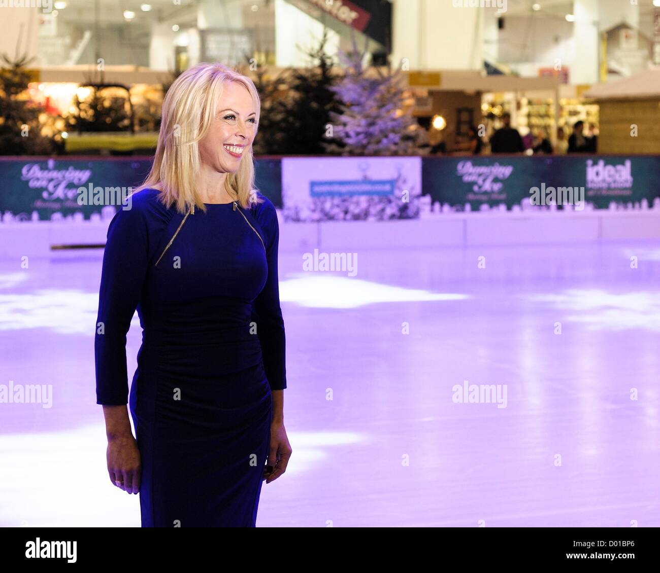 Jayne Torvill invité spécial lance l'Ideal Home Show à Noël le 14/11/2012 à Earls Court, à Londres. Les personnes sur la photo : Jayne Torvill. Jayne ouvert premier pop up 'Dancing on Ice' patinoire.. Photo par Julie Edwards Banque D'Images