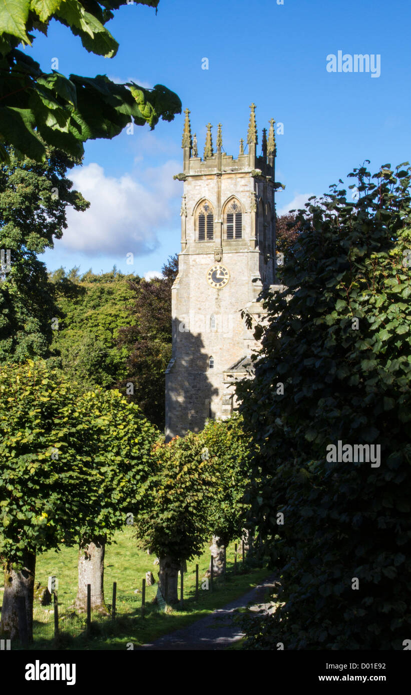 Aysgarth Église, Yorkshire du Nord à l'automne Banque D'Images