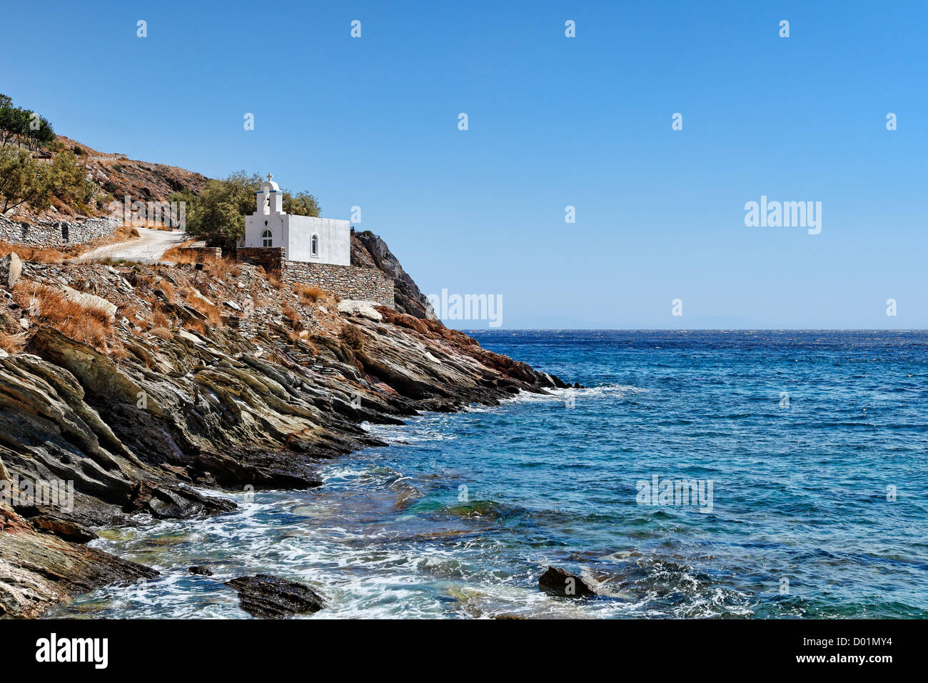 Une petite chapelle à Orkos bay dans la région de Kea, Grèce Banque D'Images