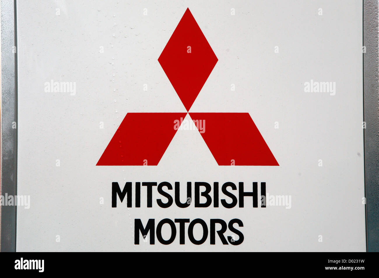 Le logo de Mitsubishi Motors. Banque D'Images