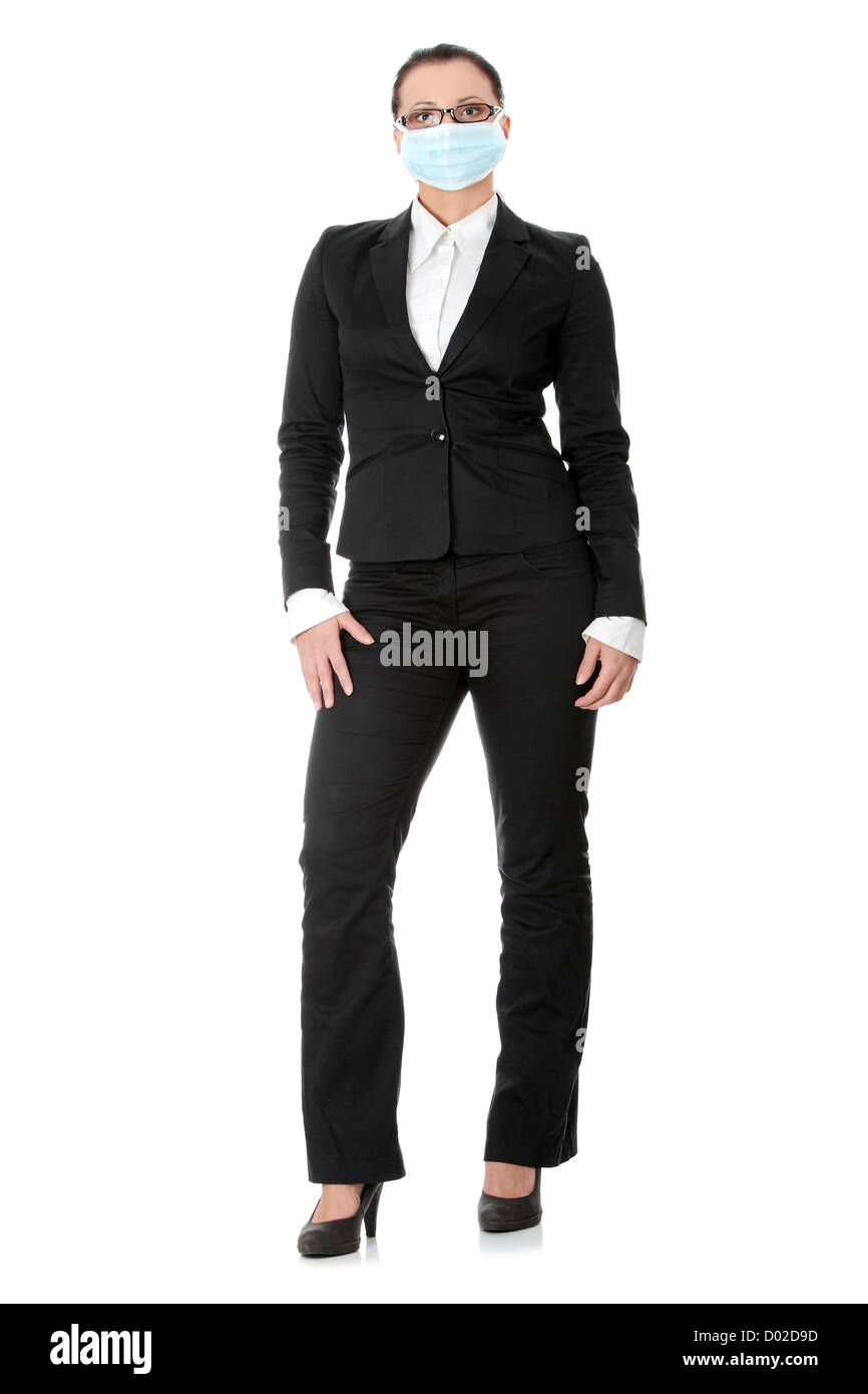 Portrait of businesswoman wearing masque de protection sur son visage, isolated on white Banque D'Images