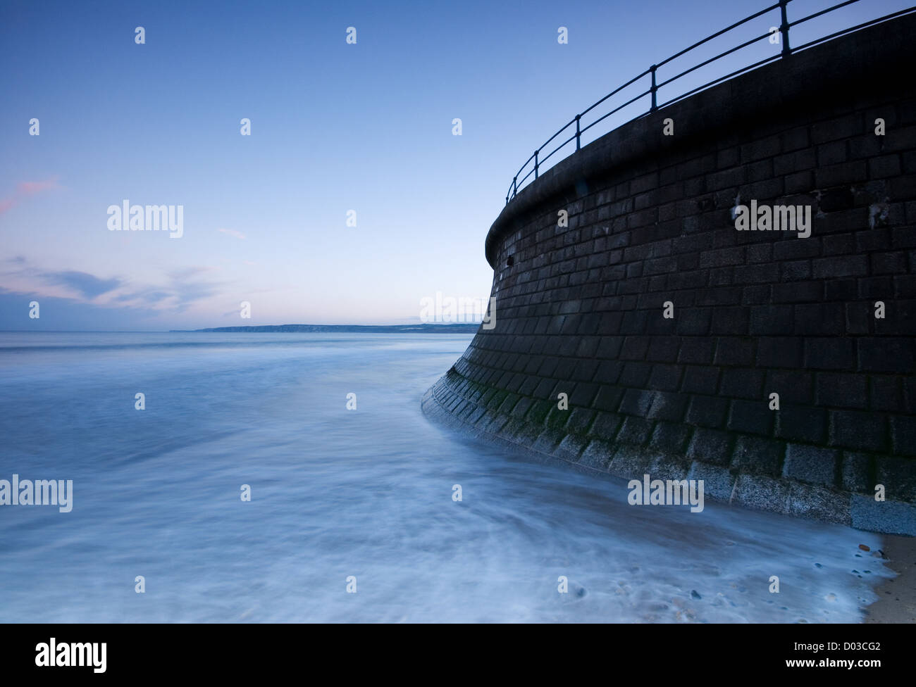 La défense de la mer à Filey Bay sur la côte du Yorkshire Banque D'Images