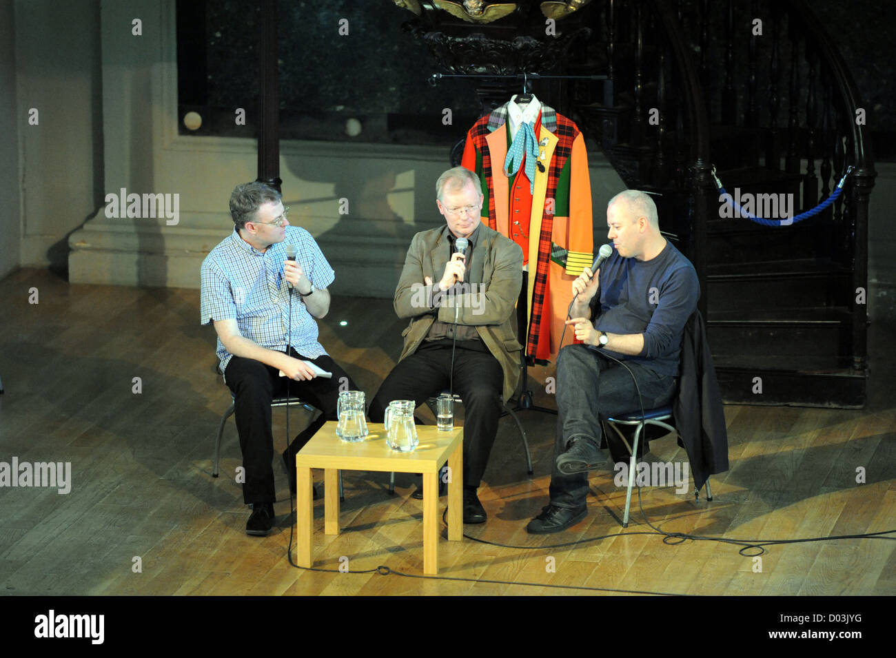 Groupe d'écrivains qui Dr armée de Convention réduite, 2009, St Andrew, à la place, Glasgow, Écosse, Royaume-Uni Banque D'Images