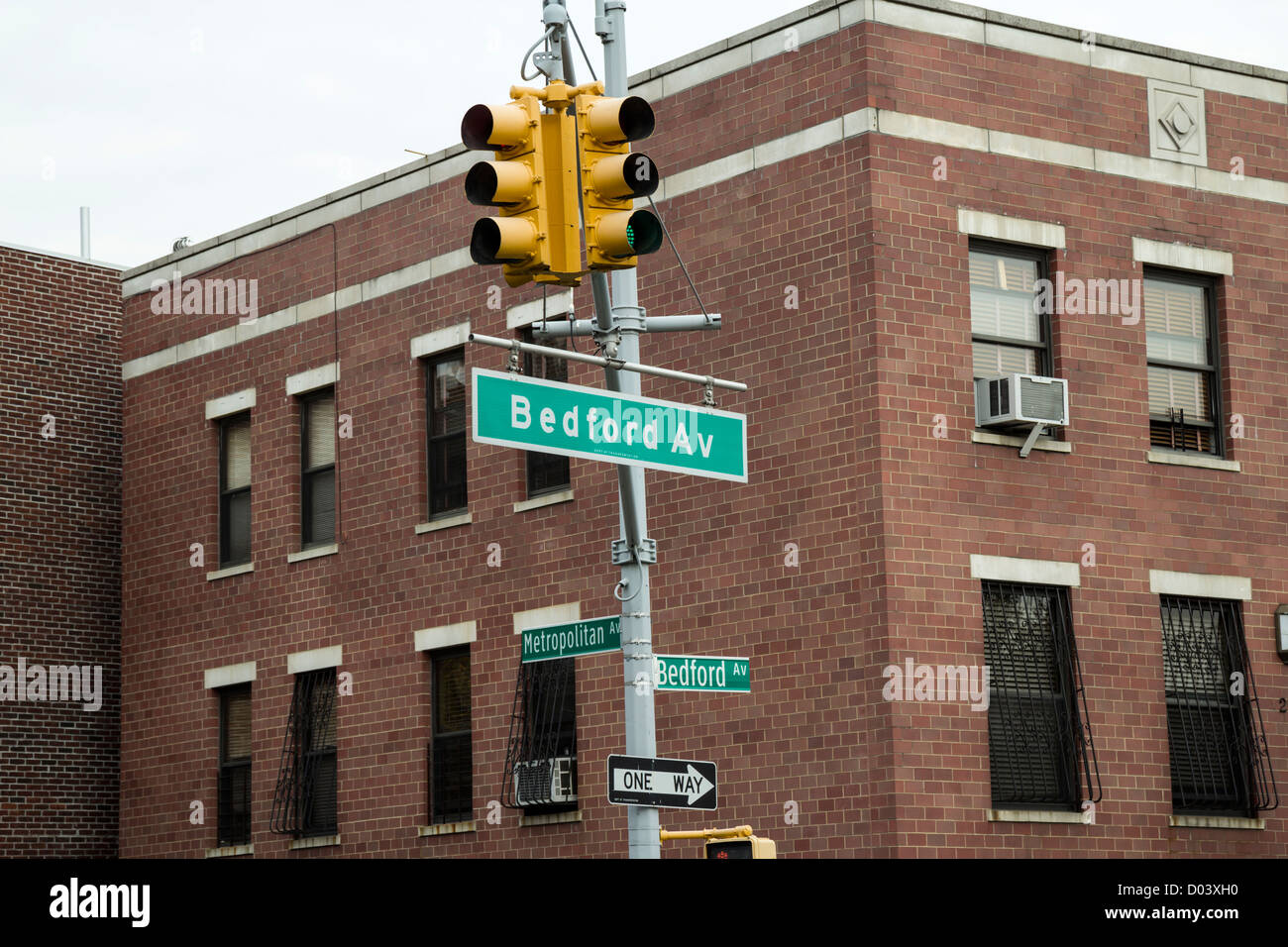 Bedford Avenue street sign in Williamsburg, Brooklyn Banque D'Images