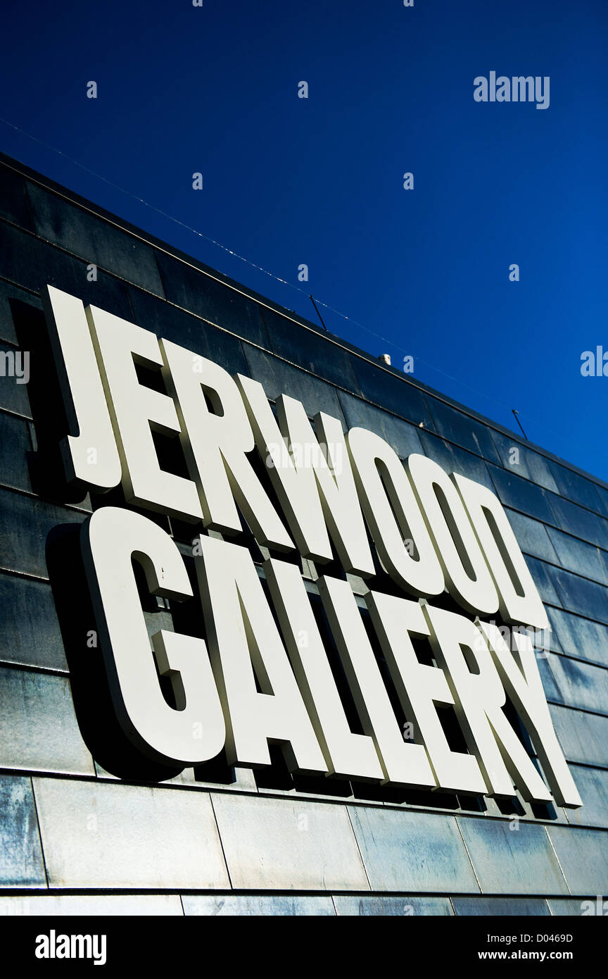 Un signe pour le Jerwood Gallery de vieux Hastings. Banque D'Images