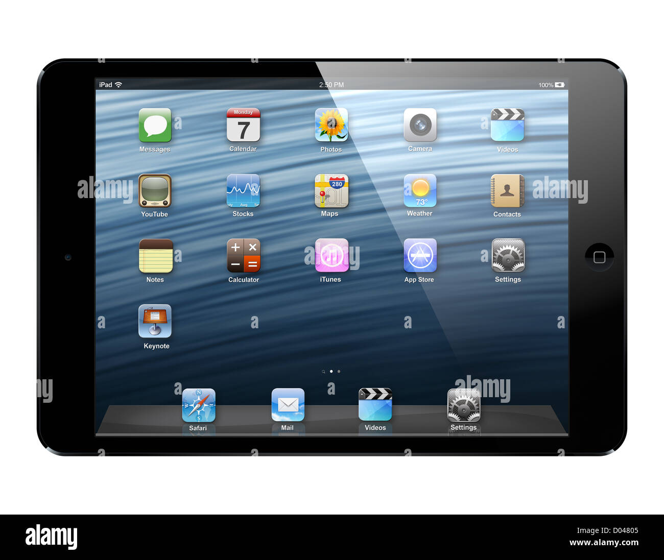 Apple a présenté aujourd'hui iPad mini, un tout nouveau modèle d'iPad 23  % plus fin et 53  % plus léger que l'thir Banque D'Images
