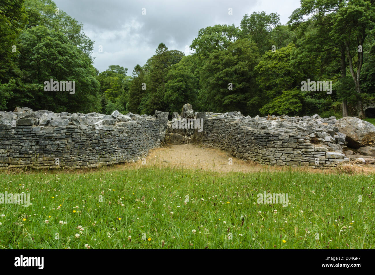 Parc le Breos Cwm chambré néolithique cairn dans la péninsule de Gower, dans le sud du Pays de Galles. Banque D'Images