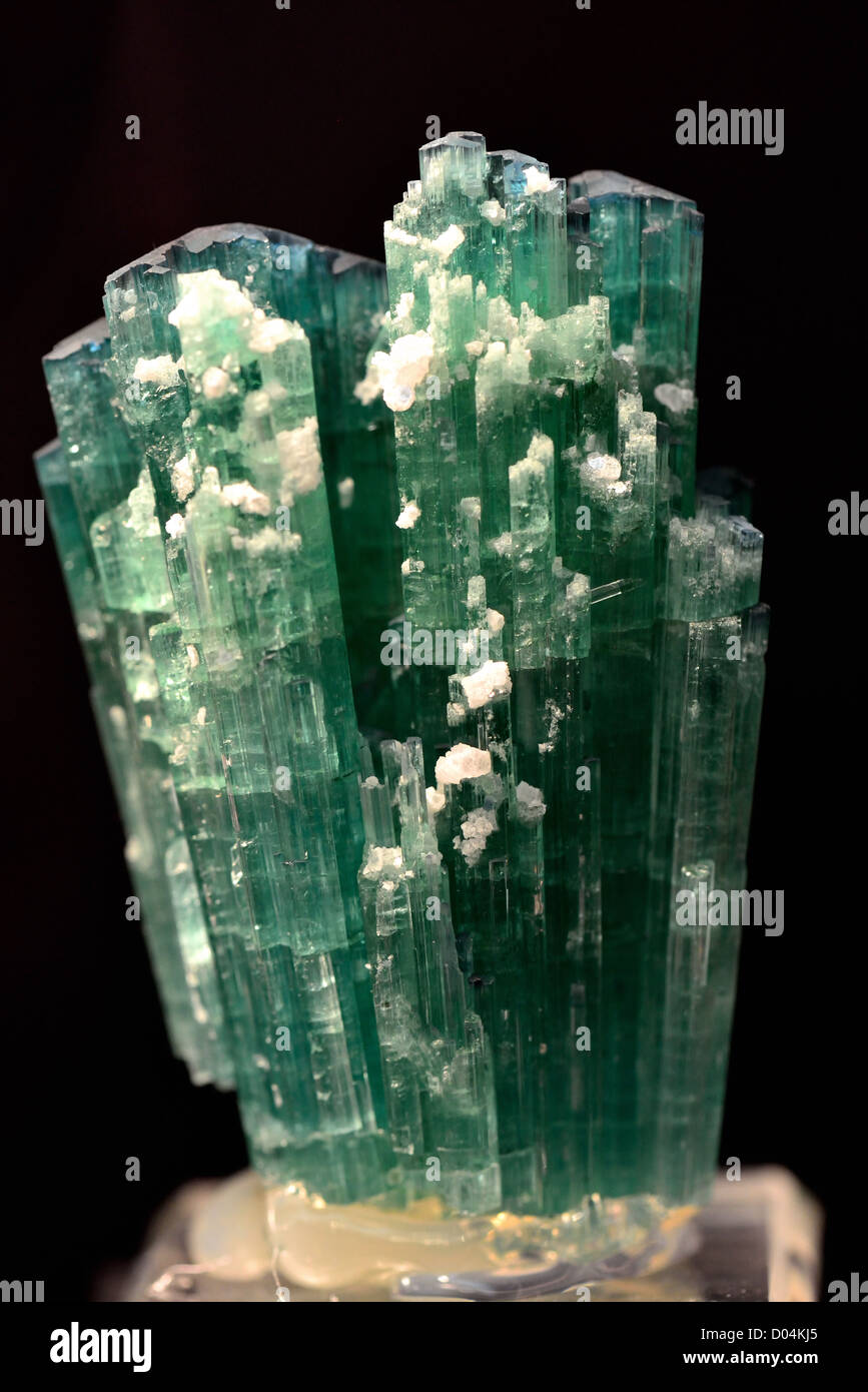 Archives des Tourmaline verte de 1.82 carats (Origine