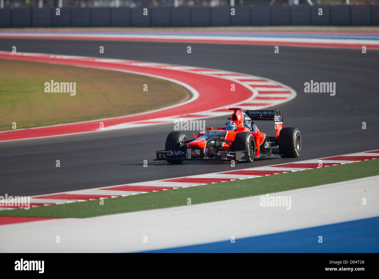 Timo Glock, pilote de Marussia F1 au cours de l'exercice de la United States Grand Prix sur le circuit des Amériques la voie près de Austin. Banque D'Images