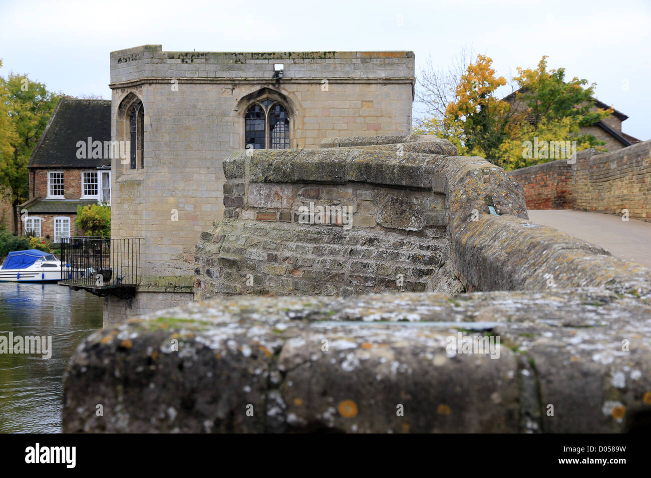 Pont de St Ives, la rivière Great Ouse, Cambridgeshire, East Anglia, Angleterre, RU Banque D'Images