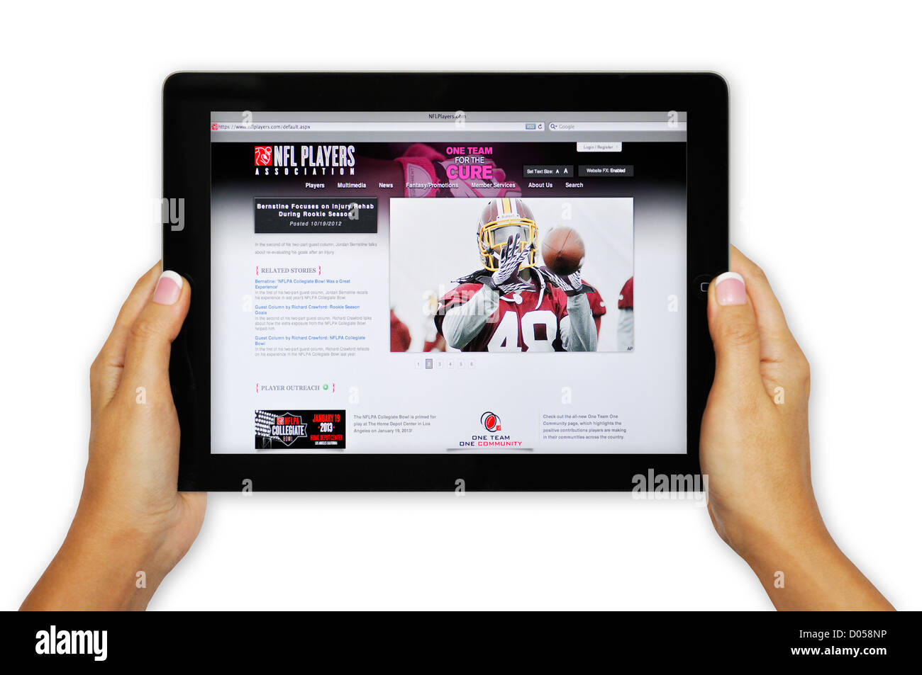 Montrant l'écran de l'iPad l'Association des joueurs de la Ligue nationale  de football site web Photo Stock - Alamy