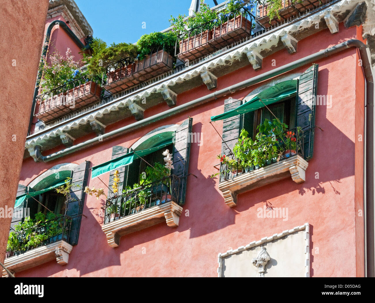 Façade et fenêtres de bâtiment, Venise, Italie Banque D'Images
