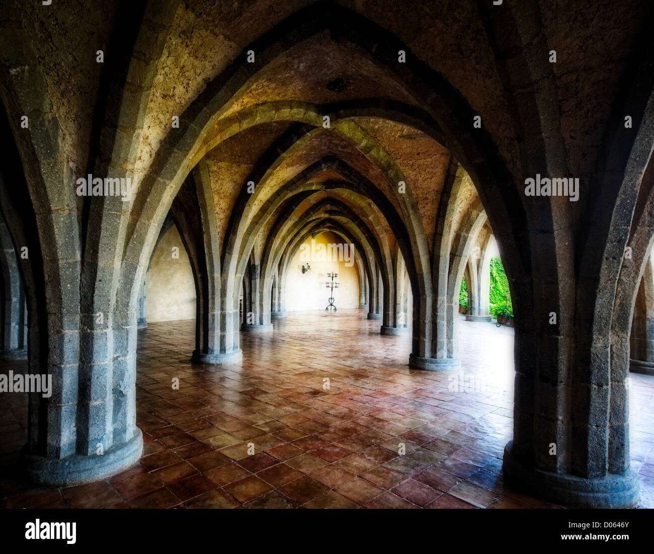 Arches de style gothique, la Villa Cimbrone, Ravello, Campanie, Italie Banque D'Images