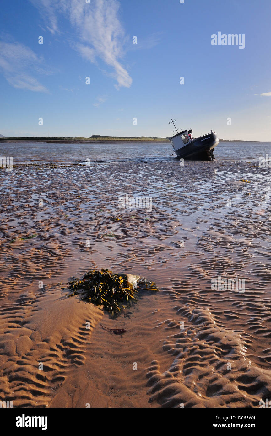 Des modèles dans le sable sur la plage à Seascale sur la côte ouest de Lake District, Cumbria Banque D'Images