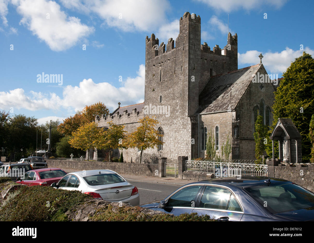 L'Église catholique du village d'Adare, dans le comté de Limerick Irlande Banque D'Images