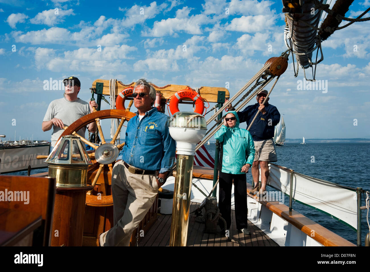 À bord du grand voilier historique 'zodiac' pendant le Port Townsend Wooden Boat Festival à l'État de Washington, USA. Banque D'Images