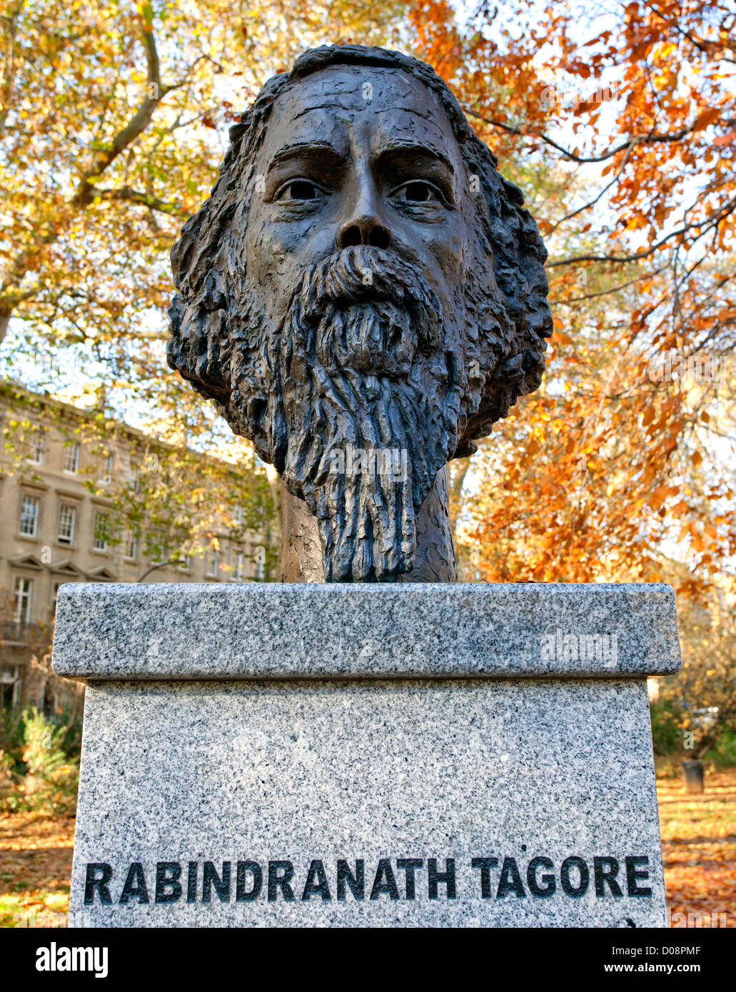 Statue d'auteur Bengali Rabindranath Tagore dans Gordon Square, Londres Banque D'Images