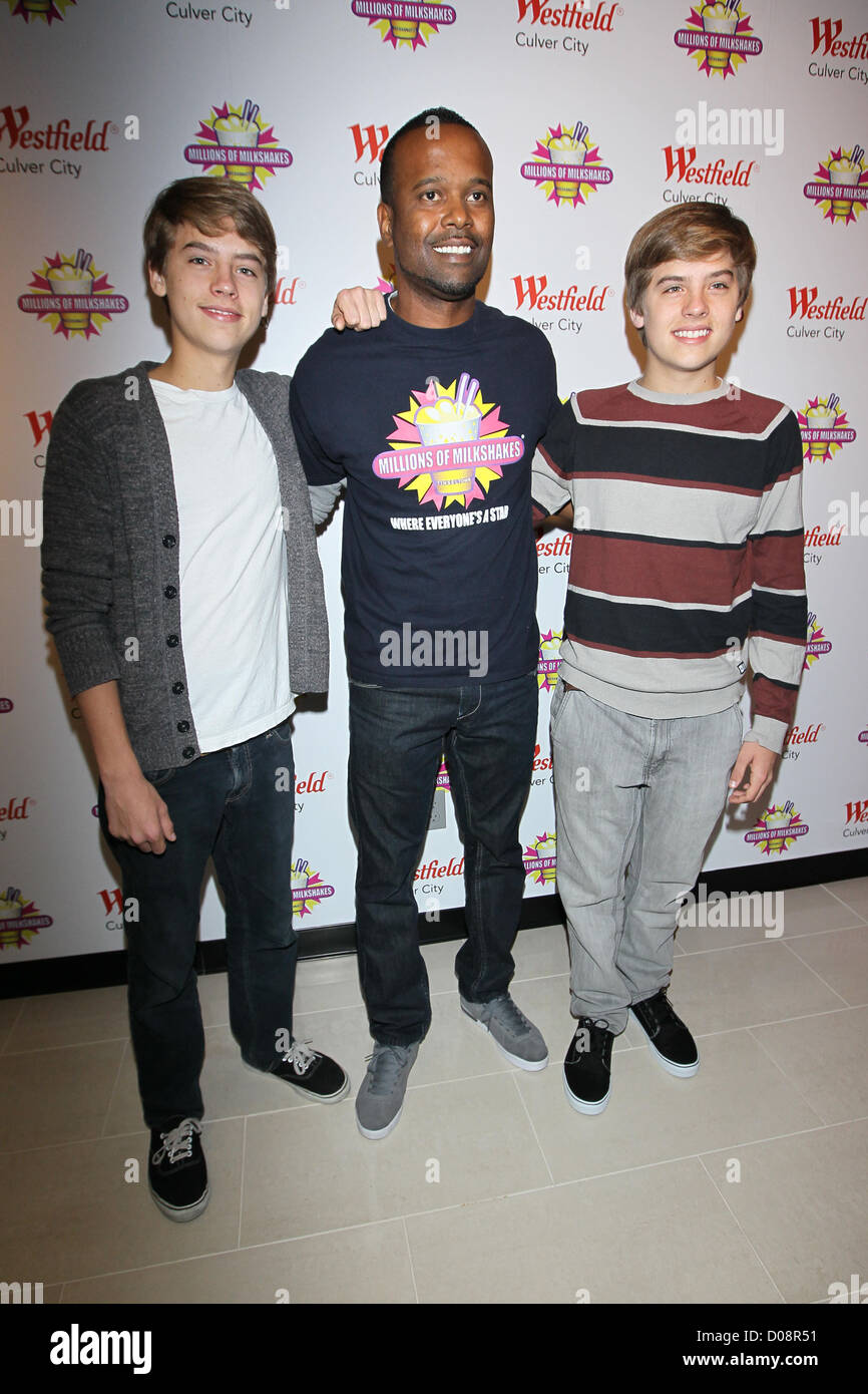 Dylan et Cole Disney stars Dylan et Cole Sprouse accueillir un événement de collecte de fonds au profit de la Fondation 'Ride une vague' à des millions Banque D'Images