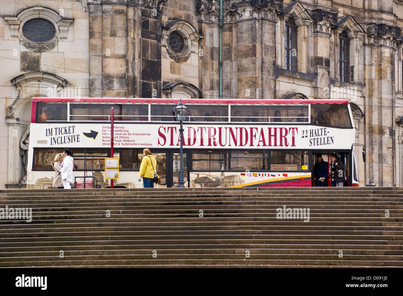 Tour de ville en bus, Dresde, Saxe, Saxe, Allemagne Banque D'Images