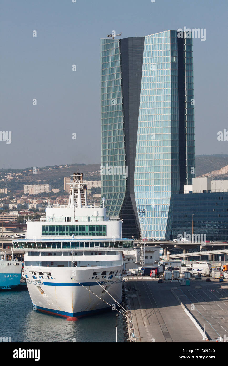 Siège de l'affichage TRANSPORT MARITIME MONDIAL GROUPE CMA-CGM ferry Danielle Casanova DE LA SNCM PORT MARSEILLE Bouches-du-Rhône (13) Banque D'Images