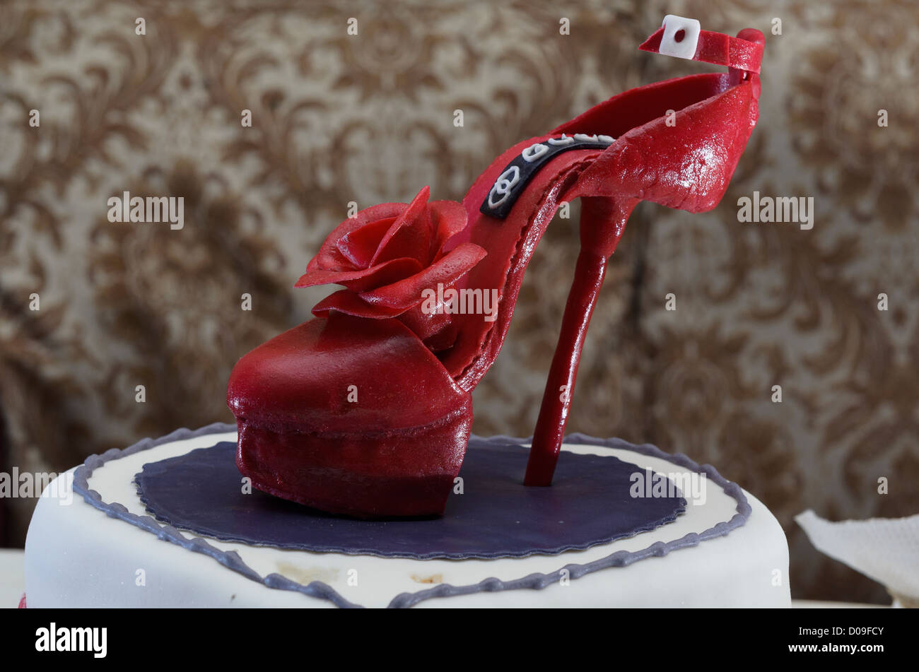 Haut Talon Chaussures Gateau Gucci Doux Photo Stock Alamy