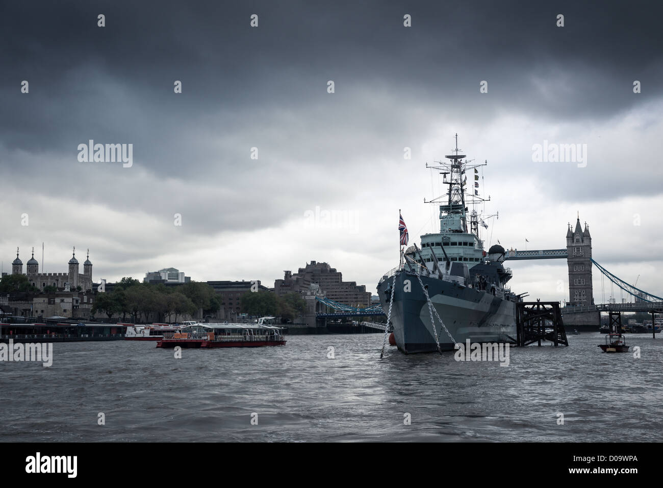 Le HMS Belfast - Tamise, Londres - Angleterre Banque D'Images