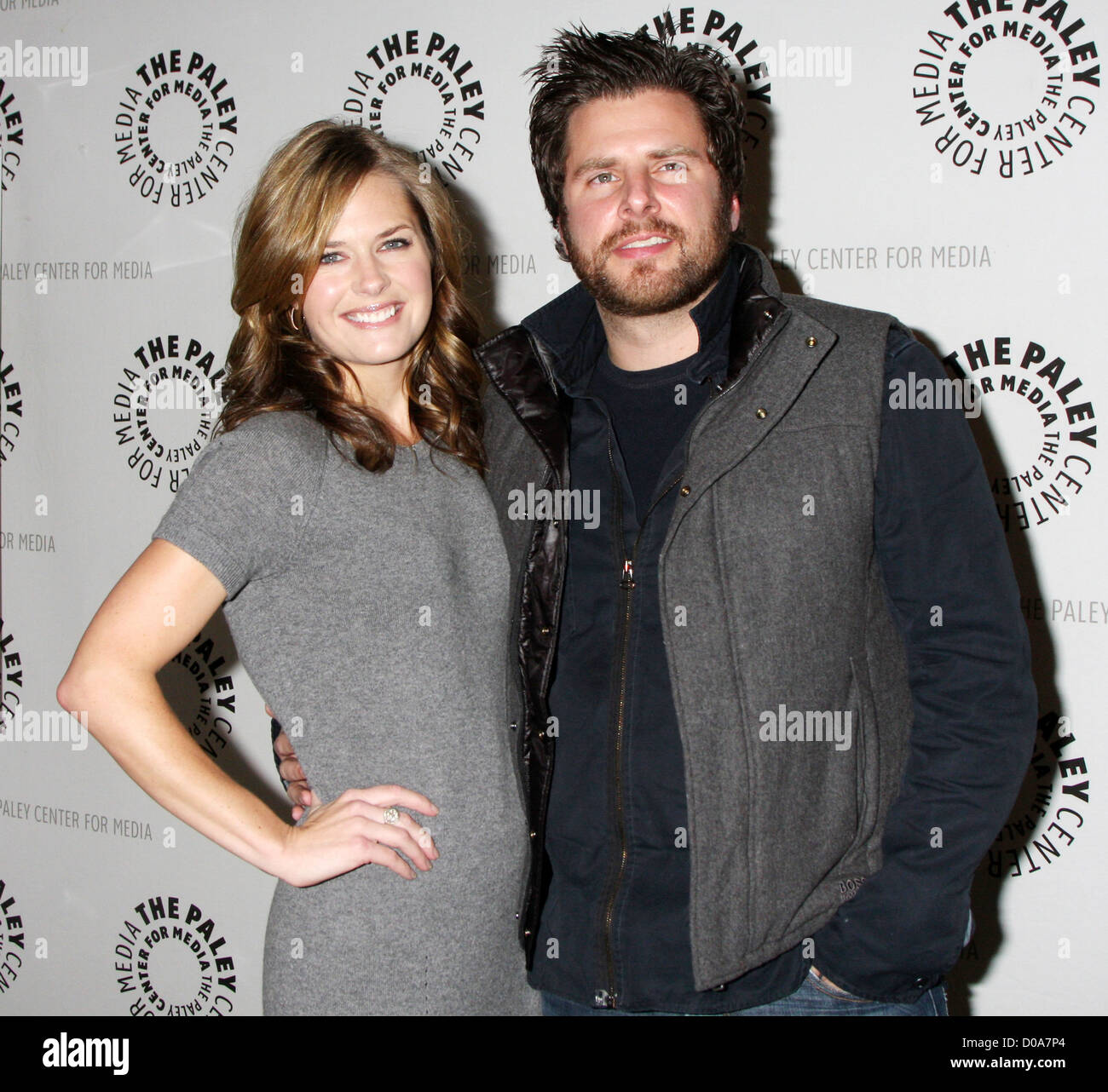 Maggie lawson james roday psych Banque de photographies et d’images à