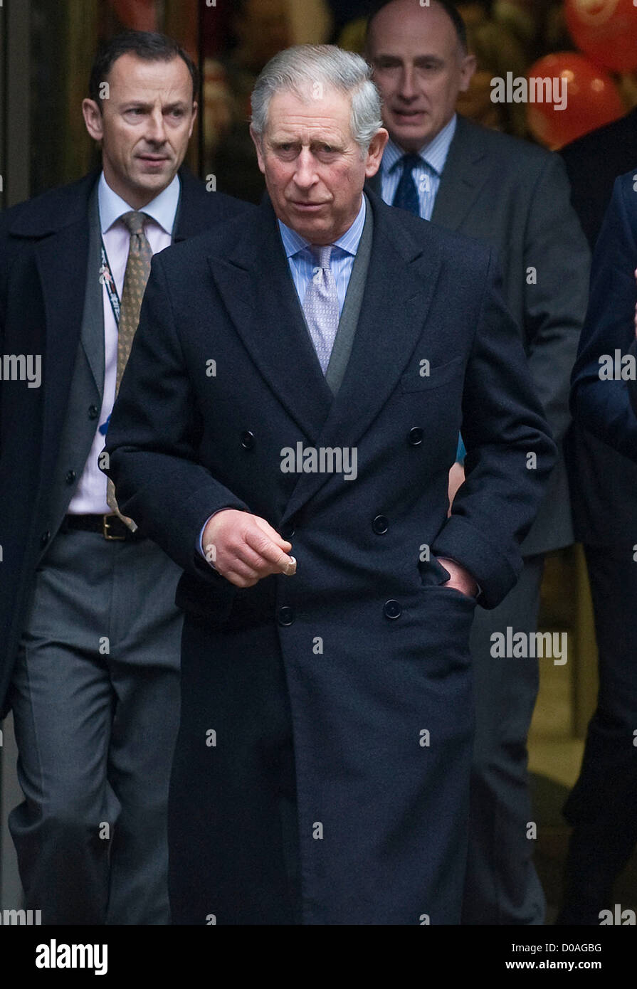 Le Prince Charles, prince de Galles, le 18e jour de l'ICAP Charity Londres, Angleterre - 08.12.10 Banque D'Images