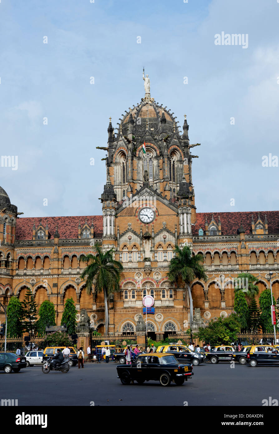 La gare Chhatrapati Shivaji, autrefois Victoria Terminus, est un site du patrimoine mondial de l'dans Mumbai, Inde Banque D'Images