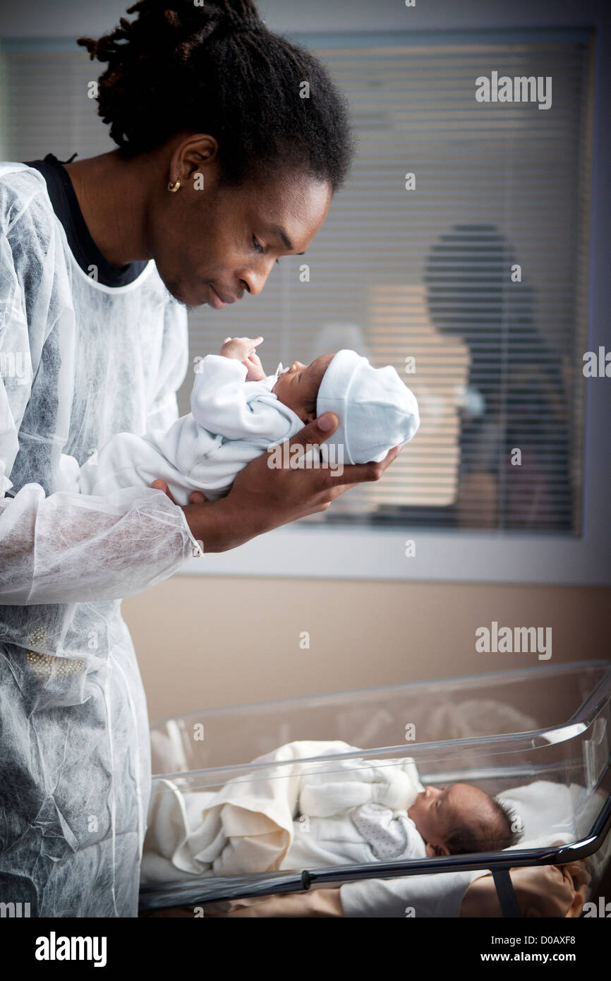 NÉONATALOGIE Banque D'Images