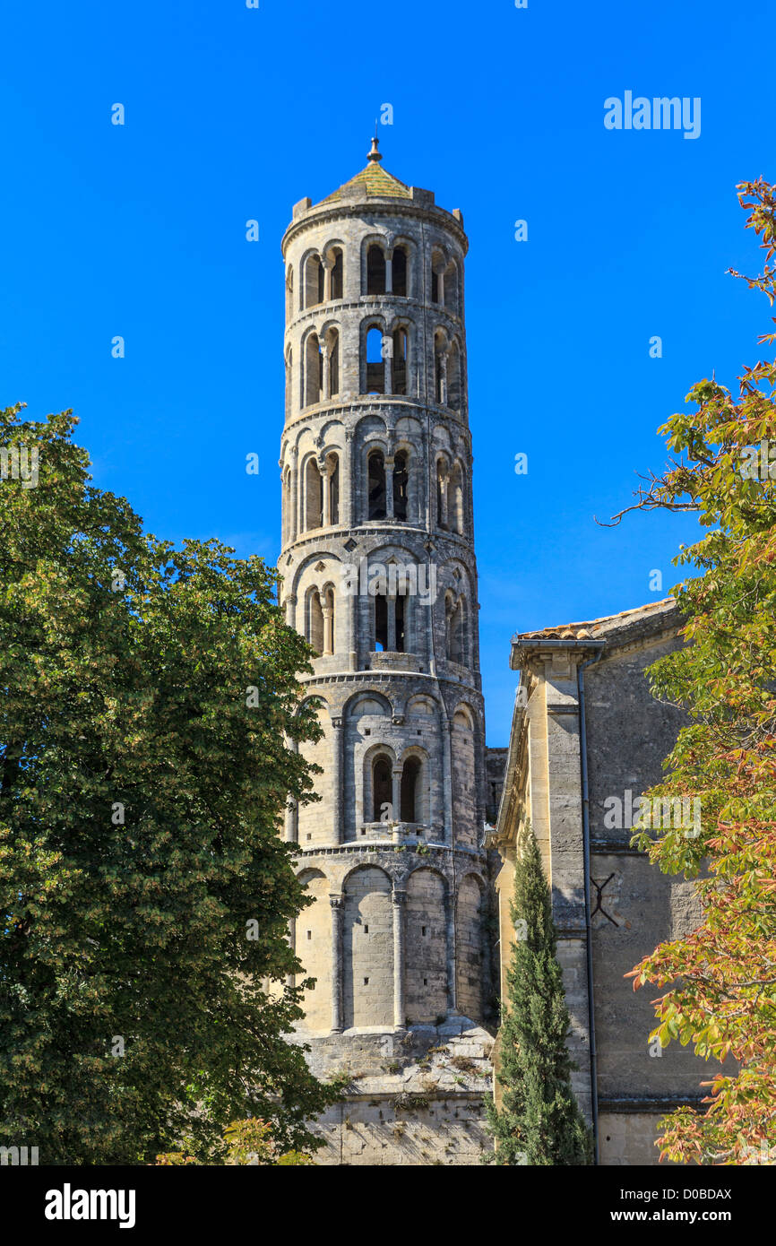 Uzes, tour fenestrelle, Cathédrale de Saint Théodore, Languedoc Roussillon, France Banque D'Images