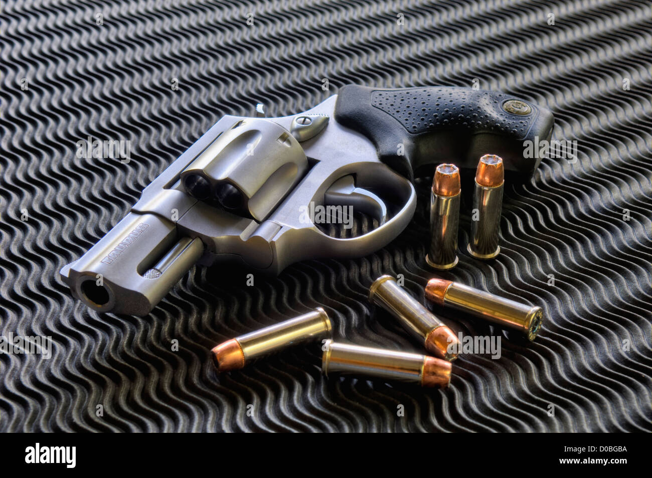 Modele 856 Taurus Snub Nose 38 Revolver Special Photo Stock Alamy