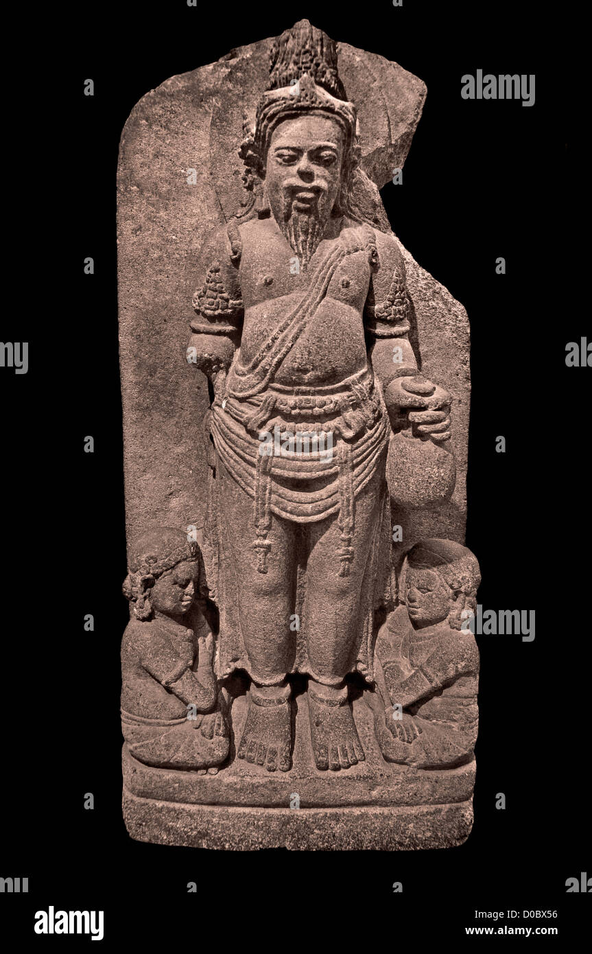 Agastya 9e-10e siècle Sage hindou Seigneur Suprême Siwa Mahadewa ou Shiva Gourou avec une barbe et moustache Java Indonésie Banque D'Images