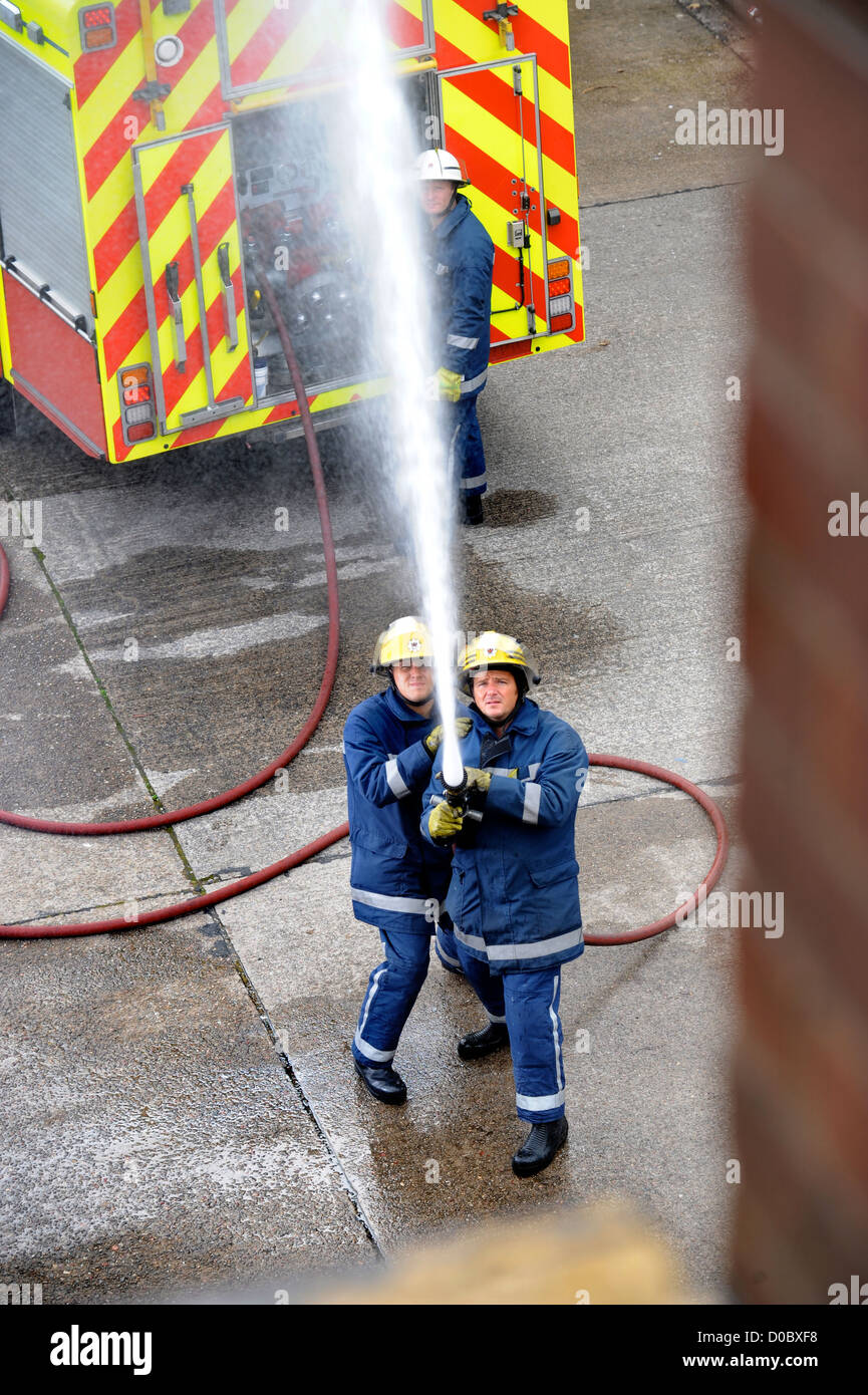 Fireman de white watch à Pontypridd Fire Station dans le sud du Pays de Galles UK Banque D'Images