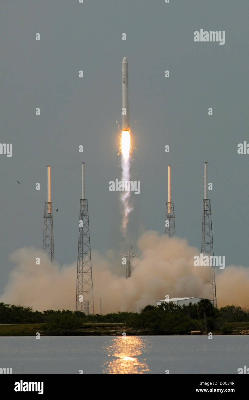 Les technologies de l'Exploration spatiale (SpaceX Falcon 9) rocket lance la première fois Pad 40 aérienne de Cap Canaveral en Floride. Banque D'Images