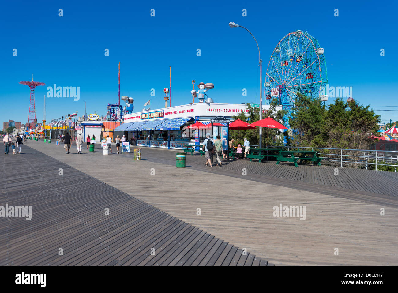 Snack-bar sur la promenade Coney Island près de luna park, Brooklyn Banque D'Images