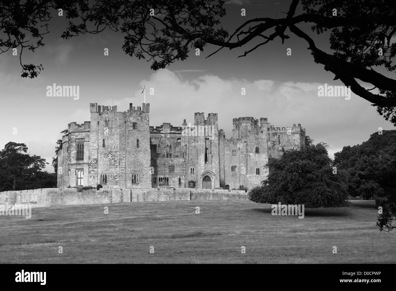 Le noir et blanc Raby Castle, Staindrop, Darlington, Durham County, Angleterre, Grande-Bretagne, Royaume-Uni Banque D'Images